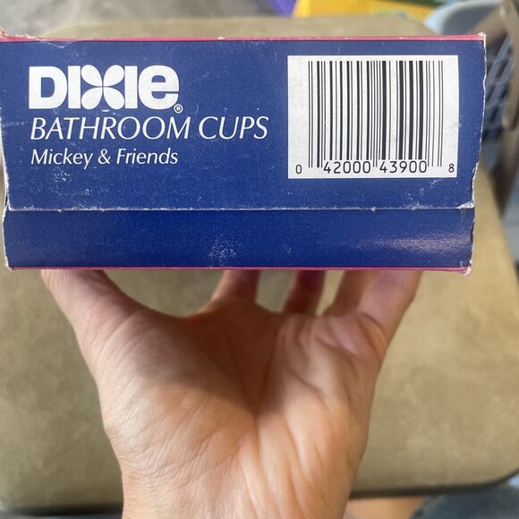 Vintage 1991 Disney Mickey Mouse Dixie Cups 3oz Bathroom Dispenser Size 183 Cups - Picture 3 of 11